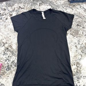 Lululemon swiftly tech